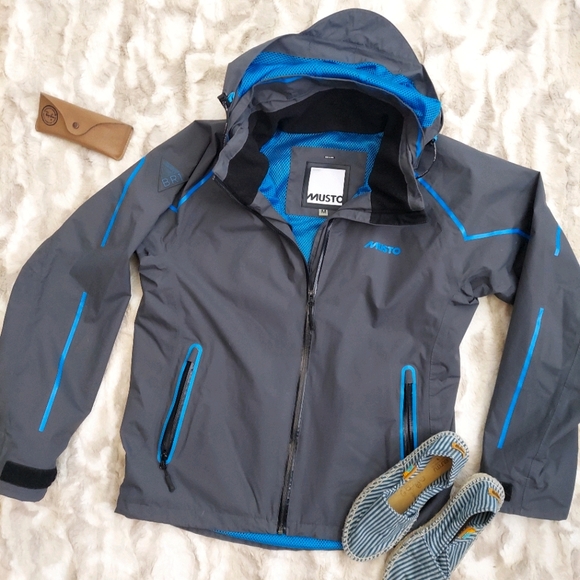 Musto Jackets \u0026 Coats | Relisted - Musto BR1 Sailing Jacket, Sz M | Color: Blue/Gray | Size: M | Rackrevival's Closet